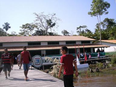 Porto Cacique ganha uma escola padrão